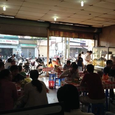 Không gian- Quán Ăn Phở Trang - Nguyễn Oanh