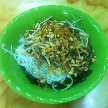Món ăn- Quán Ăn Quán Hoa Phượng - Bún Bò Nam Bộ & Chè Huế