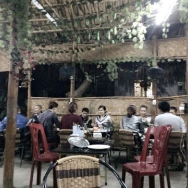 Không gian- Quán Ăn Trúc Linh Vườn Quán