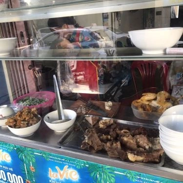 Không gian- Quán Ăn Chị Bánh - Bún Bò Huế & Mì Quảng