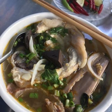 Món ăn- Quán Ăn Chị Bánh - Bún Bò Huế & Mì Quảng