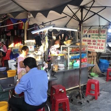 Không gian- Quán Ăn Bún Cà Ri Gà - Vịt