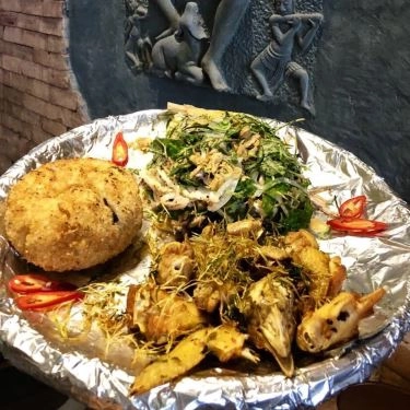 Món ăn- Nhà Hàng Chiêm Restaurant - Cơm Gà Hội An & Gà Rang Muối