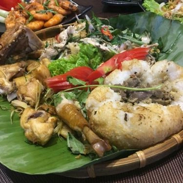 Món ăn- Nhà Hàng Chiêm Restaurant - Cơm Gà Hội An & Gà Rang Muối