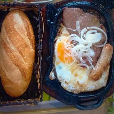 Món ăn- Quán Ăn Chính Hạnh - Bánh Mì Bít Tết