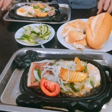 Món ăn- Quán Ăn Chính Hạnh - Bánh Mì Bít Tết