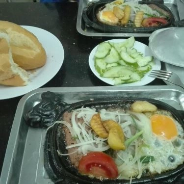 Món ăn- Quán Ăn Chính Hạnh - Bánh Mì Bít Tết