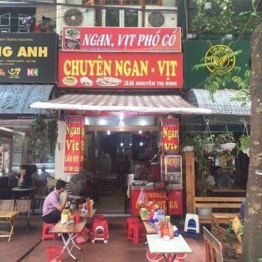 Không gian- Quán Ăn Chuyên Ngan Vịt & Gà