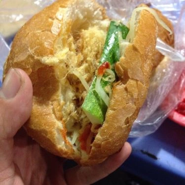 Món ăn- Quán Ăn Cô Chi - Bánh Mì Gà & Mì Cay