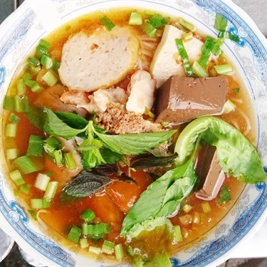 Món ăn- Quán Ăn Cô Hà - Bún Nem Nướng & Chả Giò