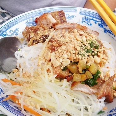Món ăn- Quán Ăn Cô Hà - Bún Nem Nướng & Chả Giò