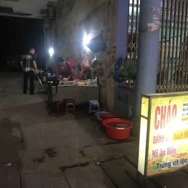 Không gian- Cô Hằng - Cháo Các Loại