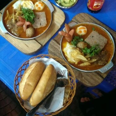 Món ăn- Quán Ăn Cô Phương Béo - Bánh Mì Chảo, Bánh Mì Sốt Vang