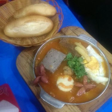 Món ăn- Quán Ăn Cô Phương Béo - Bánh Mì Chảo, Bánh Mì Sốt Vang