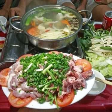 Món ăn- Cô Sánh - Lẩu Lòng