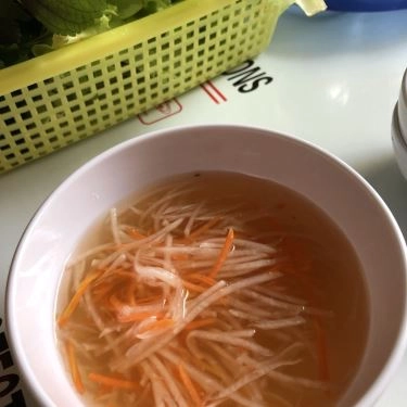 Món ăn- Quán Ăn Cô Yến - Chả Giò & Gỏi Cá Trích