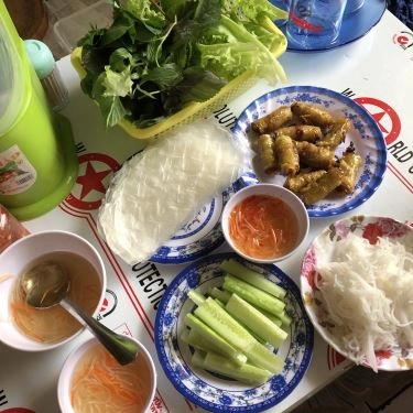 Món ăn- Quán Ăn Cô Yến - Chả Giò & Gỏi Cá Trích