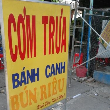 Tổng hợp- Quán Ăn Cơm Trưa, Bánh Canh & Bún Riêu