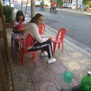 Không gian- Quán Ăn Cơm Chiên Dương Châu Bình Dân