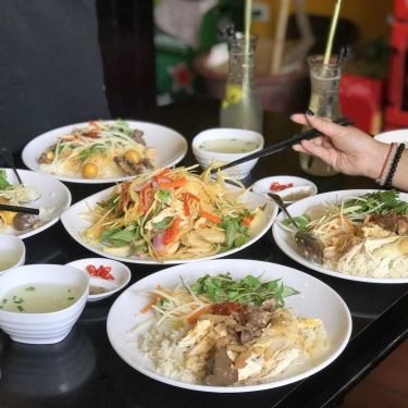 Món ăn- Quán Ăn Cơm Gà Bà Nga