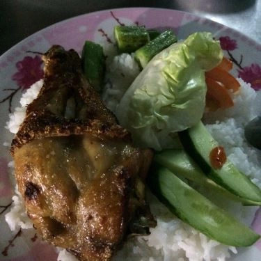 Món ăn- Quán Ăn Cơm Gà Nướng Than - Cách Mạng Tháng 8