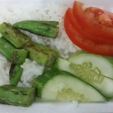 Món ăn- Quán Ăn Cơm Gà Nướng Than - Cách Mạng Tháng 8
