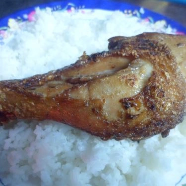 Món ăn- Quán Ăn Cơm Gà Nướng Than - Cách Mạng Tháng 8