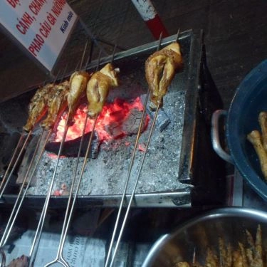 Món ăn- Quán Ăn Cơm Gà Nướng Than - Cách Mạng Tháng 8