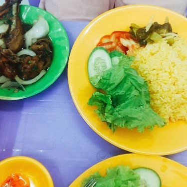 Món ăn- Quán Ăn Cơm Gà Xối Mỡ Anh Mập