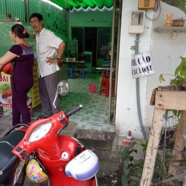 Không gian- Quán Ăn Cơm Gà Xối Mỡ Đài Loan