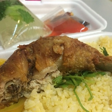 Món ăn- Quán Ăn Cơm Gà Xối Mỡ - Đỗ Tấn Phong