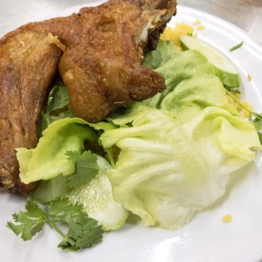 Món ăn- Quán Ăn Cơm Gà Xối Mỡ Huệ Bình - Bình Phú