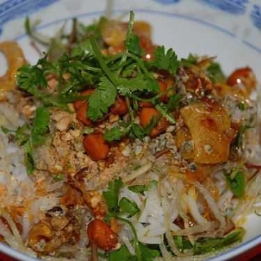 Món ăn- Quán Ăn Cơm Hến Và Chè Bắp Cồn Hến