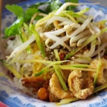 Món ăn- Quán Ăn Cơm Hến Và Chè Bắp Cồn Hến
