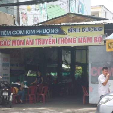 Không gian- Quán Ăn Tiệm Cơm Kim Phượng - Các Món Ăn Nam Bộ