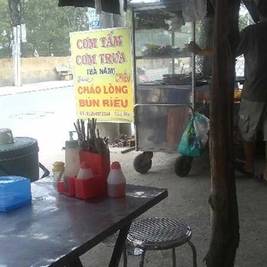 Không gian- Quán Ăn Cơm Tấm Bà Năm - Mã Lò