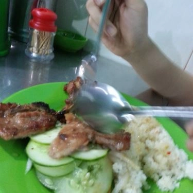 Món ăn- Quán Ăn Cơm Tấm Bình Dân - Hồ Bá Kiện