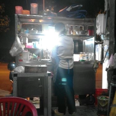 Không gian- Quán Ăn Cơm Tấm, Bún Thịt Nướng & Cháo Vịt