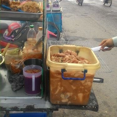 Không gian- Cơm Tấm & Bún Thịt Nướng - Quán Ăn Bình Dân