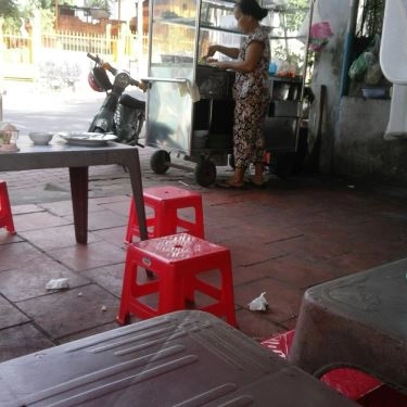 Không gian- Quán Ăn Cơm Tấm & Bún Thịt Nướng