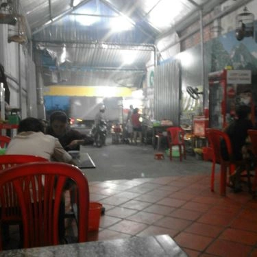 Không gian- Quán Ăn Cơm Tấm Duy Chương