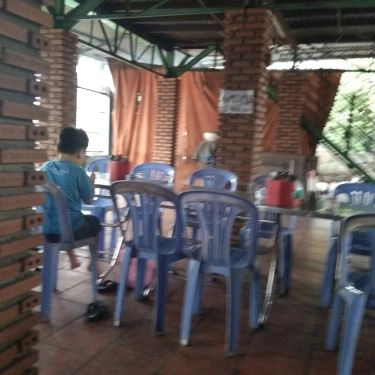 Không gian- Quán Ăn Cơm Tấm Năm Tiền