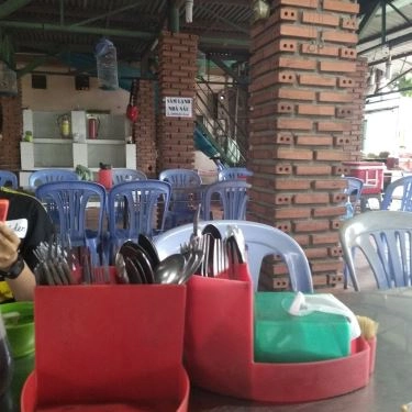 Không gian- Quán Ăn Cơm Tấm Năm Tiền