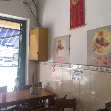 Không gian- Quán Ăn Cơm Tấm Sườn Que - Trần Hưng Đạo