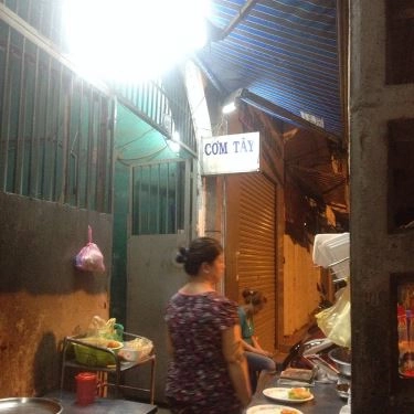 Không gian- Quán Ăn Cơm Tây - Dương Tử Giang