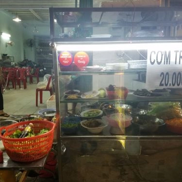 Không gian- Quán Ăn Cơm Trưa Bình Dân - Quốc Lộ 50