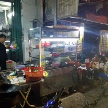 Không gian- Quán Ăn Cơm Trưa Bình Dân - Quốc Lộ 50
