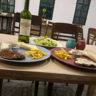 Tổng hợp- Nhà Hàng Cuisine De Vin - Bếp Nhà Vin