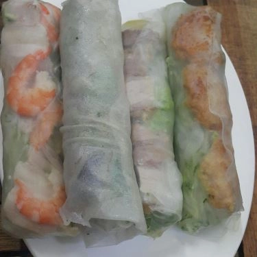 Món ăn- Quán Ăn Cuốn Gia Đình - Ngon Như Mẹ Cuốn
