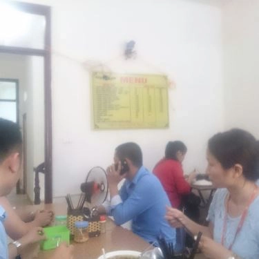 Không gian- Quán Ăn Hương Bình - Lươn Xứ Nghệ